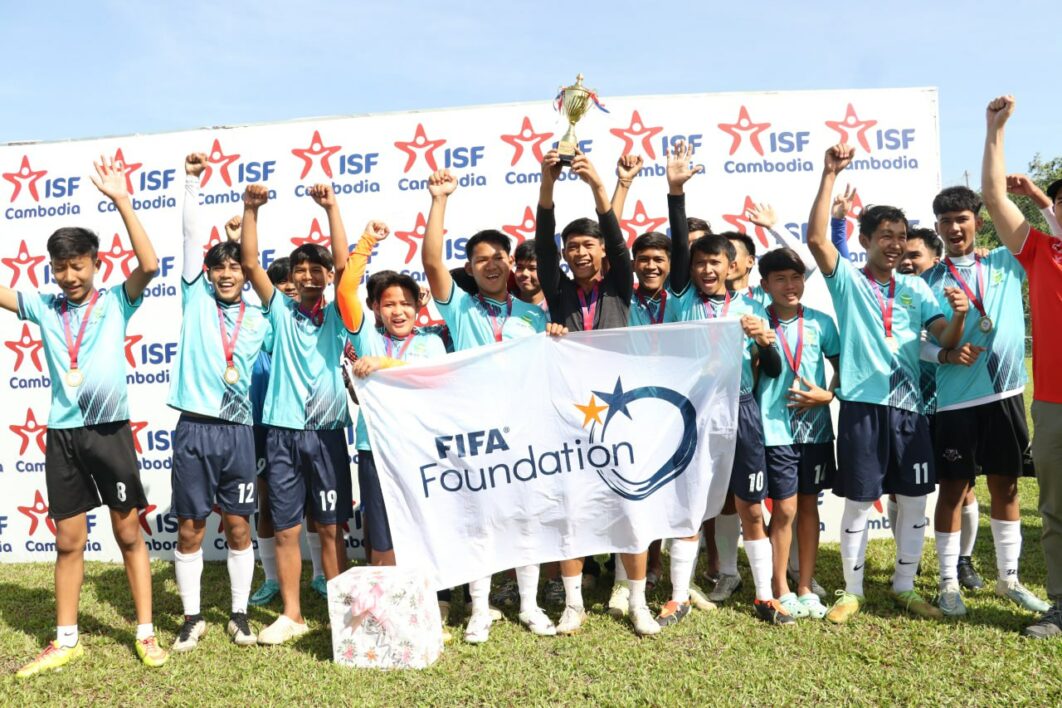 អង្គការផ្កាយសមុទ្របានរៀបចំ ការប្រកួតបាល់ទាត់សមត្ថភាពចម្រុះលើកទី១៦ ប្រចាំឆ្នាំដែលបាន ប្រព្រឹត្តិទៅកាលពី ចុងសប្តាហ៍មកនេះ នៅទីលានបាល់ទាត់អង្គការផ្កាយសមុទ្រ​ នៅរាជធានីភ្នំពេញ ។